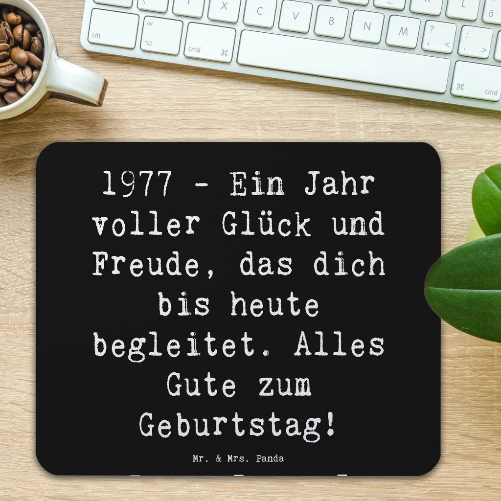Mauspad Spruch 1977 Geburtstag Mousepad, Designer Mauspad, Mausunterlage, Computer zubehör, PC Zubehör, Einzigartiges Mauspad, Arbeitszimmer, Büroausstattung, Mauspad Büro, Mauspad, Geburtstag, Geburtstagsgeschenk, Geschenk