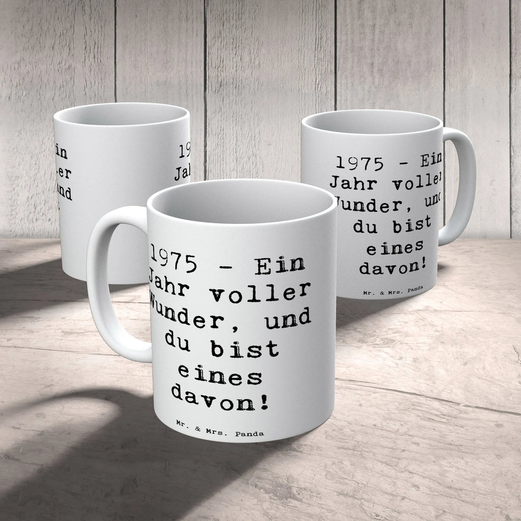 Mug Saying 1975 - Ein Jahr voller Wunder, und du bist eines davon! Teetasse, Kaffeetasse, Bürotasse, Tasse mit Zitaten, Tasse, Keramiktasse, Tasse mit Motiven, Geschenktasse, Porzellantasse, Geburtstag, Geburtstagsgeschenk, Geschenk