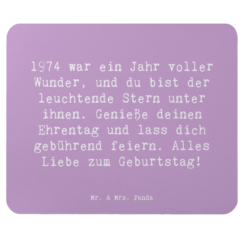 Mouse mat Saying 1974 war ein Jahr voller Wunder, und du bist der leuchtende Stern unter ihnen. Genieße deinen Ehrentag und lass dich gebührend feiern. Alles Liebe zum Geburtstag! Einzigartiges Mauspad, Mauspad, Mauspad Büro, Mousepad, Mausunterlage, Arbeitszimmer, Computer zubehör, Designer Mauspad, Büroausstattung, PC Zubehör, Geburtstag, Geburtstagsgeschenk, Geschenk