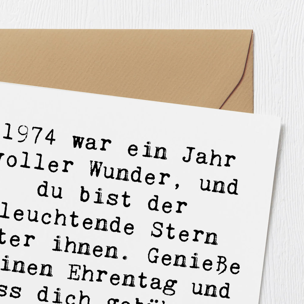 Deluxe Card Saying 1974 war ein Jahr voller Wunder, und du bist der leuchtende Stern unter ihnen. Genieße deinen Ehrentag und lass dich gebührend feiern. Alles Liebe zum Geburtstag! Grußkarte, Glückwunschkarte, Karte, Geburtstagskarte, Hochwertige Klappkarte, Klappkarte, Hochzeitskarte, Einladungskarte, Hochwertige Grußkarte, Geburtstag, Geburtstagsgeschenk, Geschenk