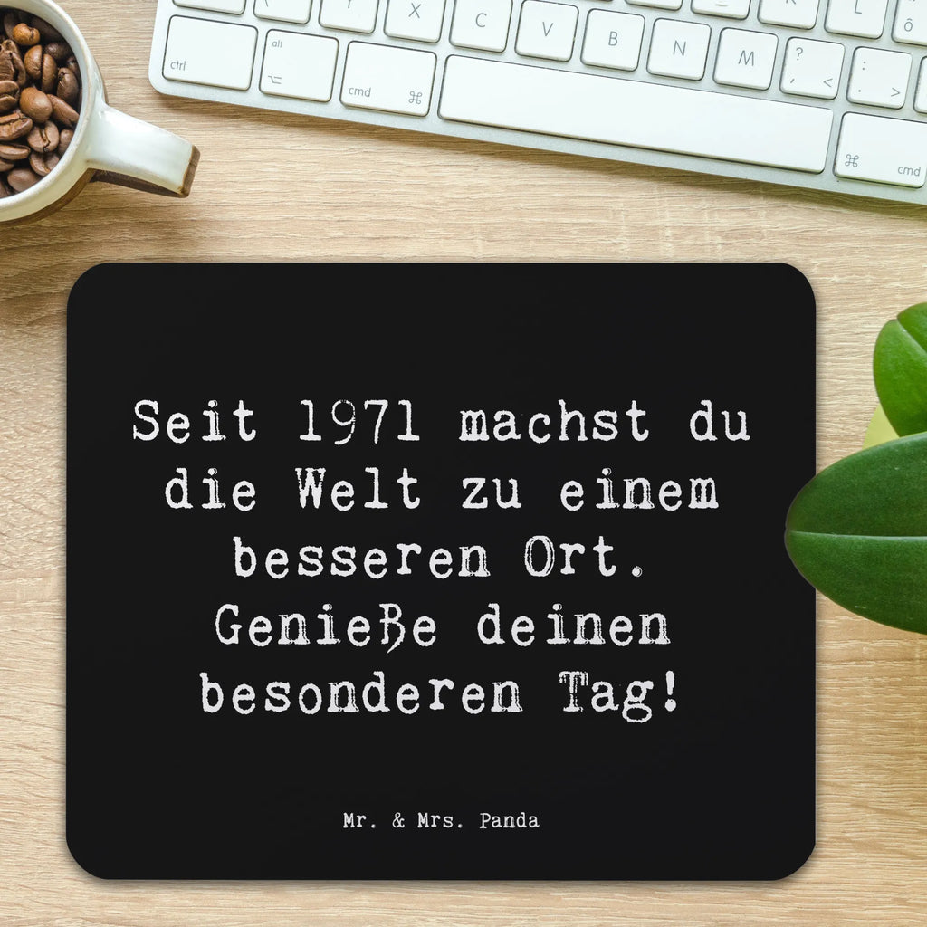 Mouse mat Saying Seit 1971 machst du die Welt zu einem besseren Ort. Genieße deinen besonderen Tag! Einzigartiges Mauspad, Mauspad Büro, Mousepad, Büroausstattung, Mausunterlage, Computer zubehör, Mauspad, Arbeitszimmer, PC Zubehör, Designer Mauspad, Geburtstag, Geburtstagsgeschenk, Geschenk