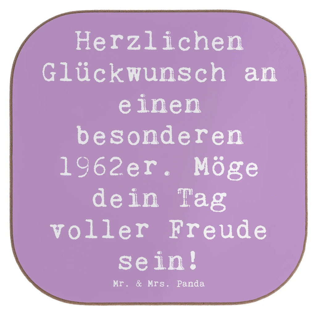 Square coaster Saying Herzlichen Glückwunsch an einen besonderen 1962er. Möge dein Tag voller Freude sein! Korkuntersetzer, Untersetzer Gläser, Untersetzer aus Holz, Bierdeckel, Getränkeuntersetzer, Untersetzer für Gläser, Holzuntersetzer, Glasuntersetzer, Untersetzer Design, Untersetzer, Untersetzer Holz, Tassen Untersetzer, Geburtstag, Geburtstagsgeschenk, Geschenk