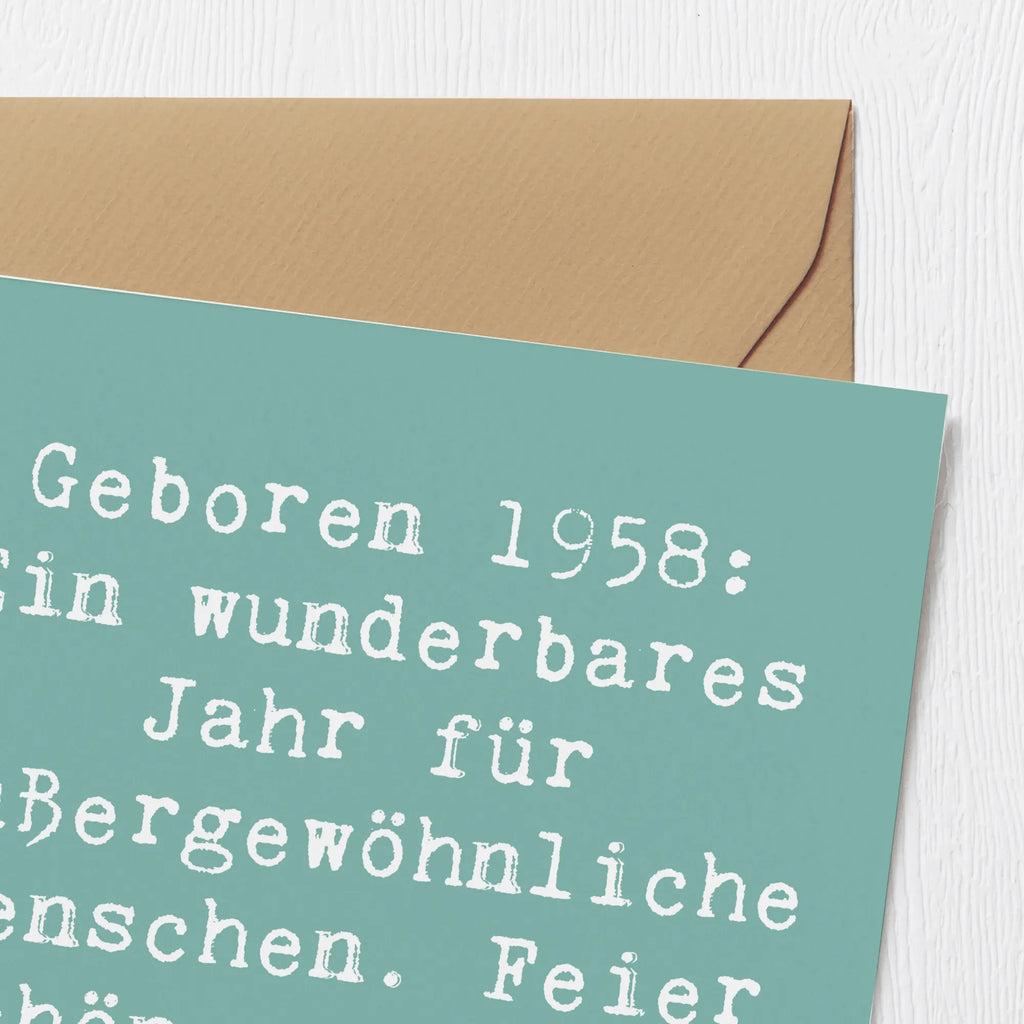 Deluxe Card Saying Geboren 1958: Ein wunderbares Jahr für außergewöhnliche Menschen. Feier schön und bleib gesund! Hochwertige Klappkarte, Hochzeitskarte, Glückwunschkarte, Klappkarte, Hochwertige Grußkarte, Grußkarte, Einladungskarte, Geburtstagskarte, Karte, Geburtstag, Geburtstagsgeschenk, Geschenk