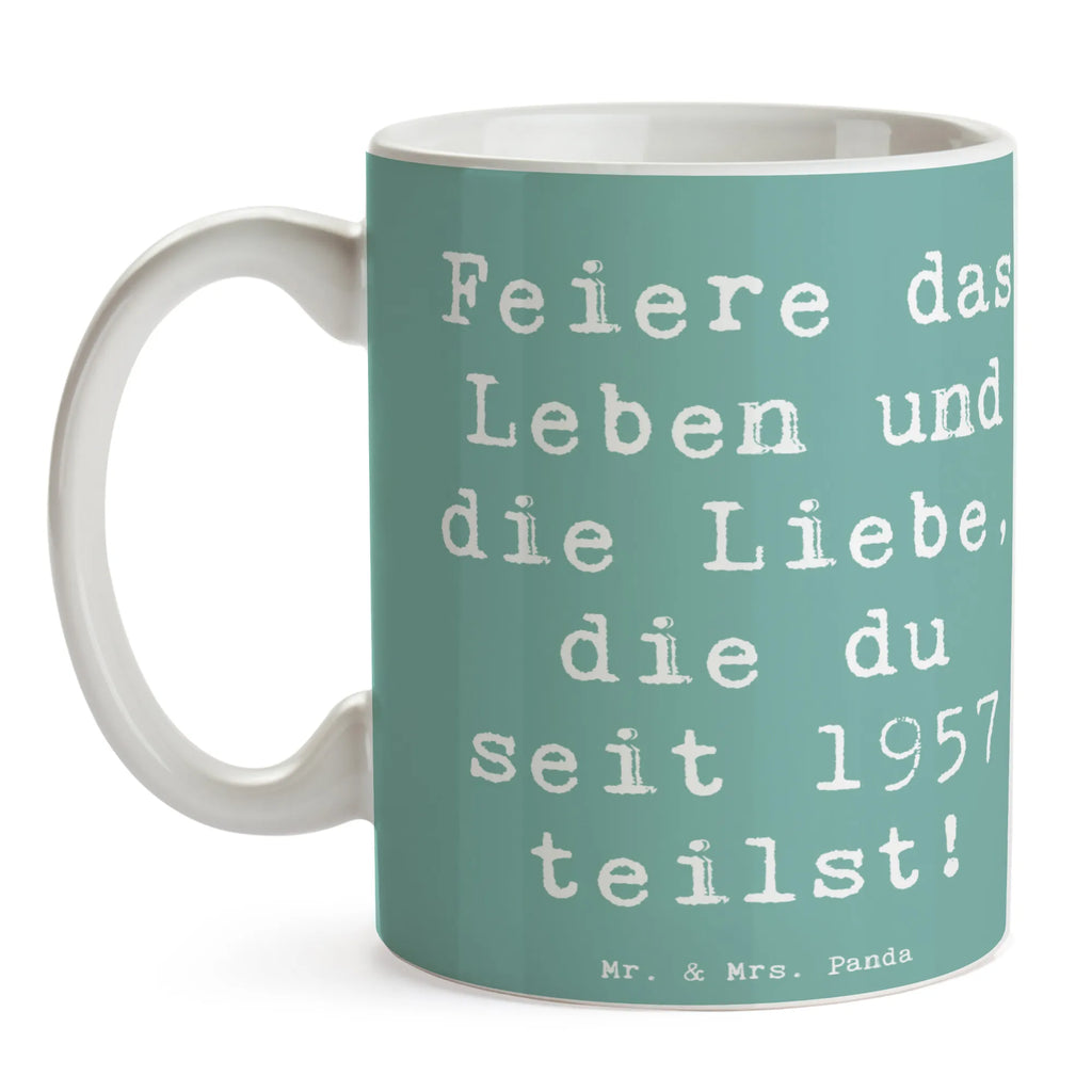 Tasse Spruch 1957 Geburtstag feiern Tasse mit Motiven, Keramiktasse, Tasse, Kaffeetasse, Tasse mit Zitaten, Porzellantasse, Bürotasse, Geschenktasse, Teetasse, Geburtstag, Geburtstagsgeschenk, Geschenk