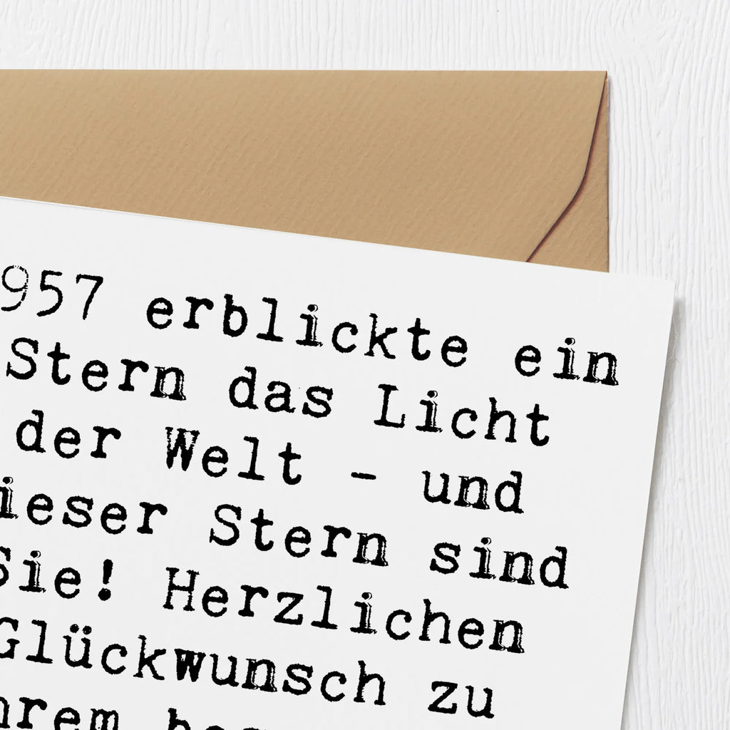 Deluxe Card Saying 1957 erblickte ein Stern das Licht der Welt - und dieser Stern sind Sie! Herzlichen Glückwunsch zu Ihrem besonderen Tag. Glückwunschkarte, Karte, Hochzeitskarte, Grußkarte, Hochwertige Klappkarte, Hochwertige Grußkarte, Klappkarte, Geburtstagskarte, Einladungskarte, Geburtstag, Geburtstagsgeschenk, Geschenk