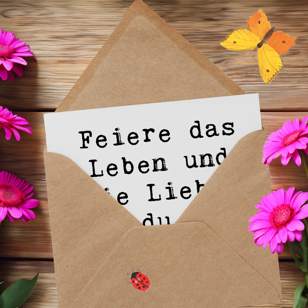 Deluxe Card Saying Feiere das Leben und die Liebe, die du seit 1957 teilst! Einladungskarte, Glückwunschkarte, Karte, Hochwertige Grußkarte, Hochwertige Klappkarte, Geburtstagskarte, Hochzeitskarte, Grußkarte, Klappkarte, Geburtstag, Geburtstagsgeschenk, Geschenk