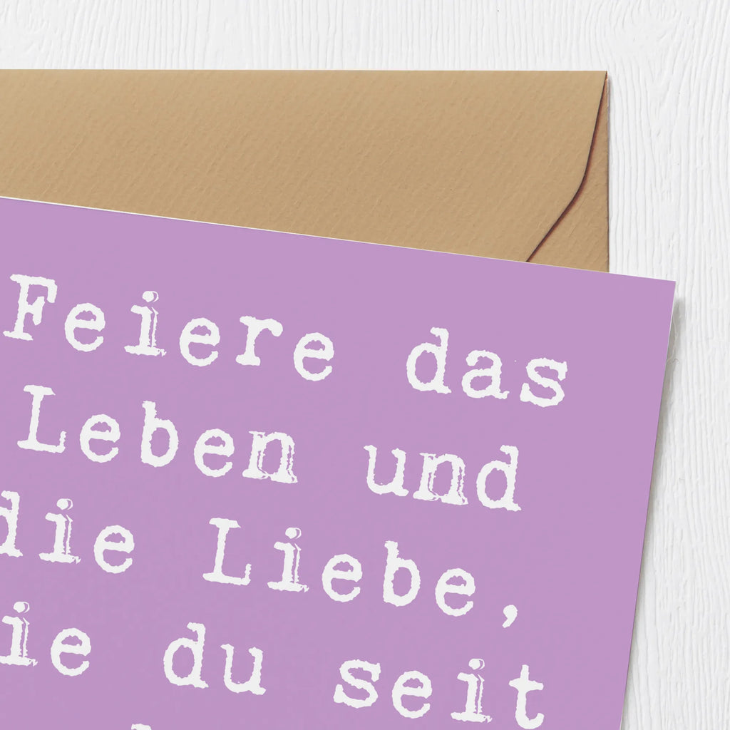 Deluxe Card Saying Feiere das Leben und die Liebe, die du seit 1957 teilst! Einladungskarte, Glückwunschkarte, Karte, Hochwertige Grußkarte, Hochwertige Klappkarte, Geburtstagskarte, Hochzeitskarte, Grußkarte, Klappkarte, Geburtstag, Geburtstagsgeschenk, Geschenk