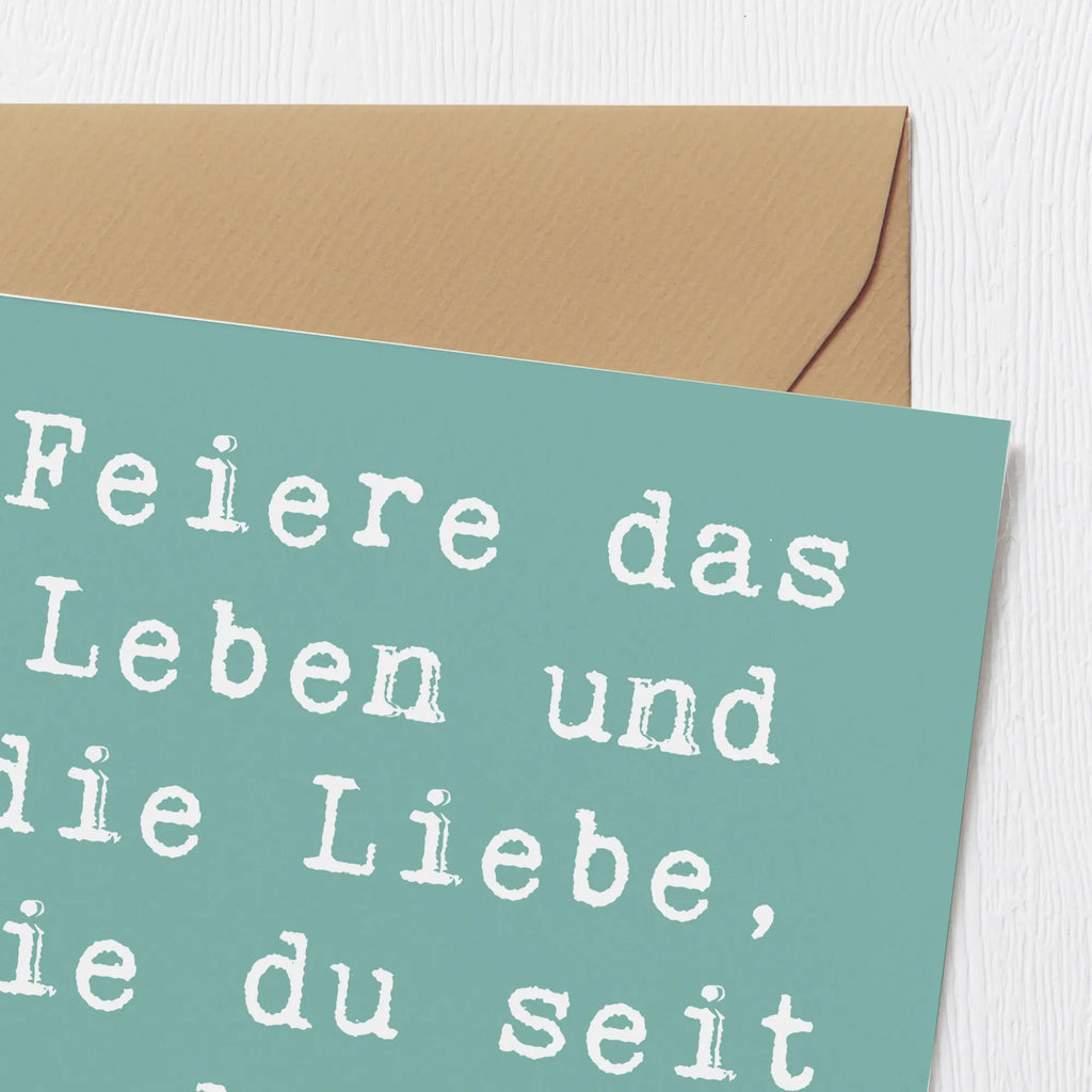 Deluxe Card Saying Feiere das Leben und die Liebe, die du seit 1957 teilst! Einladungskarte, Glückwunschkarte, Karte, Hochwertige Grußkarte, Hochwertige Klappkarte, Geburtstagskarte, Hochzeitskarte, Grußkarte, Klappkarte, Geburtstag, Geburtstagsgeschenk, Geschenk