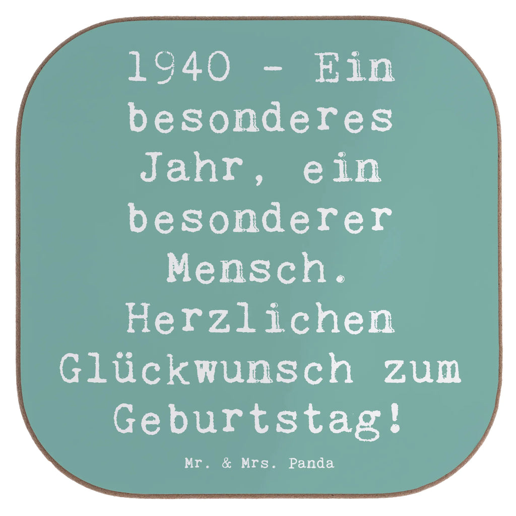 Square coaster Saying 1940 - Ein besonderes Jahr, ein besonderer Mensch. Herzlichen Glückwunsch zum Geburtstag! Untersetzer Gläser, Untersetzer, Glasuntersetzer, Untersetzer aus Holz, Korkuntersetzer, Holzuntersetzer, Bierdeckel, Untersetzer Holz, Untersetzer Design, Getränkeuntersetzer, Tassen Untersetzer, Untersetzer für Gläser, Geburtstag, Geburtstagsgeschenk, Geschenk