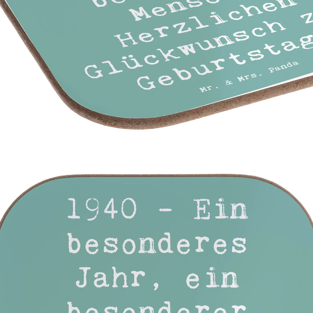 Square coaster Saying 1940 - Ein besonderes Jahr, ein besonderer Mensch. Herzlichen Glückwunsch zum Geburtstag! Untersetzer Gläser, Untersetzer, Glasuntersetzer, Untersetzer aus Holz, Korkuntersetzer, Holzuntersetzer, Bierdeckel, Untersetzer Holz, Untersetzer Design, Getränkeuntersetzer, Tassen Untersetzer, Untersetzer für Gläser, Geburtstag, Geburtstagsgeschenk, Geschenk