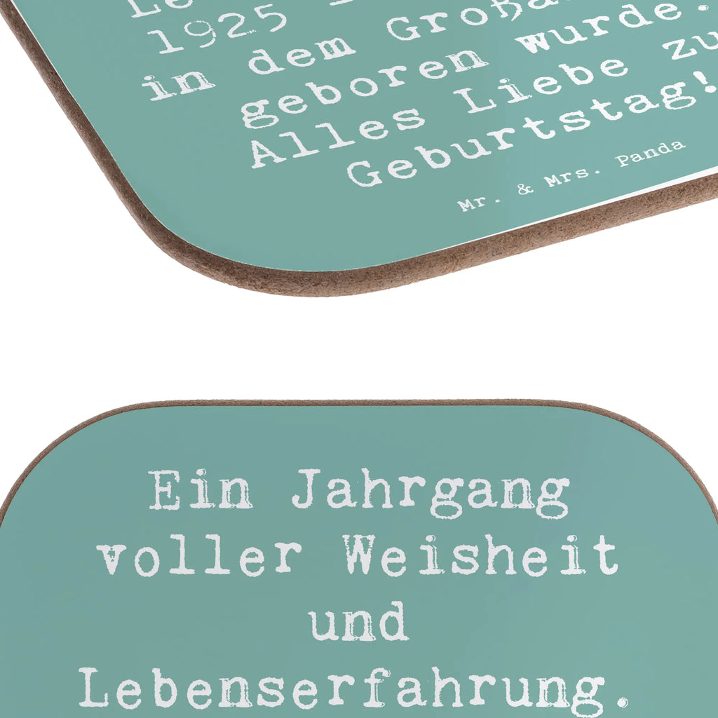Square coaster Saying Ein Jahrgang voller Weisheit und Lebenserfahrung. 1925 - das Jahr, in dem Großartiges geboren wurde. Alles Liebe zum Geburtstag! Untersetzer Gläser, Tassen Untersetzer, Untersetzer Holz, Untersetzer, Getränkeuntersetzer, Bierdeckel, Glasuntersetzer, Untersetzer aus Holz, Korkuntersetzer, Untersetzer Design, Untersetzer für Gläser, Holzuntersetzer, Geburtstag, Geburtstagsgeschenk, Geschenk