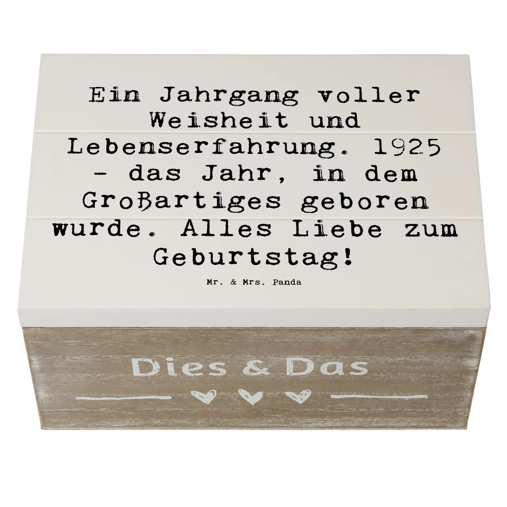 Wooden chest Saying Ein Jahrgang voller Weisheit und Lebenserfahrung. 1925 - das Jahr, in dem Großartiges geboren wurde. Alles Liebe zum Geburtstag! Aufbewahrungsbox, Erinnerungskiste, Truhe, Geschenkbox, Geschenkdose, Dekokiste, Kiste, Schatzkiste, Erinnerungsbox, Holzkiste, Schatulle, XXL, Geburtstag, Geburtstagsgeschenk, Geschenk