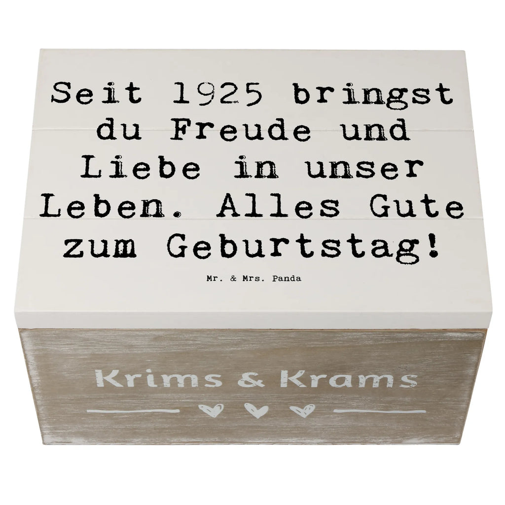 Wooden chest Saying Seit 1925 bringst du Freude und Liebe in unser Leben. Alles Gute zum Geburtstag! Holz Aufbewahrungsbox, Holzbox mit Deckel, truhe holz, Holzkiste, kiste holz, aufbewahrungskiste mit deckel, Aufbewahrungsbox aus Holz, Holzkisten, Aufbewahrungsbox Holz, holztruhen, Holzkiste mit Deckel, Holztruhe, holzschachtel, holzkästchen, Box aus Holz, box holz, Aufbewahrungsbox, aufbewahrungsboxen, Holzboxen, aufbewahrungskisten, Holzbox, Aufbewahrungskiste, holzschatulle, Schatulle, aufbewahrungstruhe, Geburtstag, Geburtstagsgeschenk, Geschenk