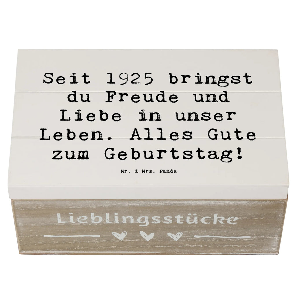 Wooden chest Saying Seit 1925 bringst du Freude und Liebe in unser Leben. Alles Gute zum Geburtstag! Holz Aufbewahrungsbox, Holzbox mit Deckel, truhe holz, Holzkiste, kiste holz, aufbewahrungskiste mit deckel, Aufbewahrungsbox aus Holz, Holzkisten, Aufbewahrungsbox Holz, holztruhen, Holzkiste mit Deckel, Holztruhe, holzschachtel, holzkästchen, Box aus Holz, box holz, Aufbewahrungsbox, aufbewahrungsboxen, Holzboxen, aufbewahrungskisten, Holzbox, Aufbewahrungskiste, holzschatulle, Schatulle, aufbewahrungstruhe, Geburtstag, Geburtstagsgeschenk, Geschenk