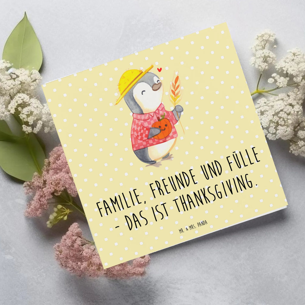 Deluxe Card Familie, Freunde und Fülle - das ist Thanksgiving. Geburtstagskarte, Hochzeitskarte, Einladungskarte, Hochwertige Klappkarte, Hochwertige Grußkarte, Glückwunschkarte, Grußkarte, Karte, Klappkarte, Erntedank, Erntedankfest, Erntedank Kindergarten, Erntedankspruch, Erntedank Sprüche, Erntedankfest deko, Erntedank Deko, Erntedank mit Kindern, Thanksgiving