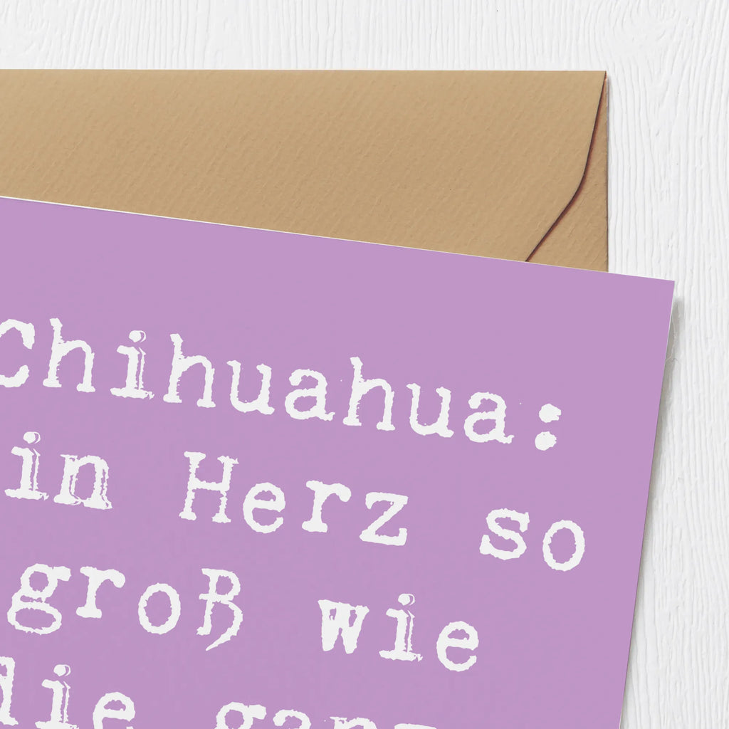 Deluxe Card Saying Chihuahua: Ein Herz so groß wie die ganze Welt. Hochwertige Klappkarte, Einladungskarte, Glückwunschkarte, Grußkarte, Hochzeitskarte, Karte, Geburtstagskarte, Klappkarte, Hochwertige Grußkarte, Hund, Hunderasse, Rassehund, Hundebesitzer, Geschenk, Tierfreund, Schenken, Welpe