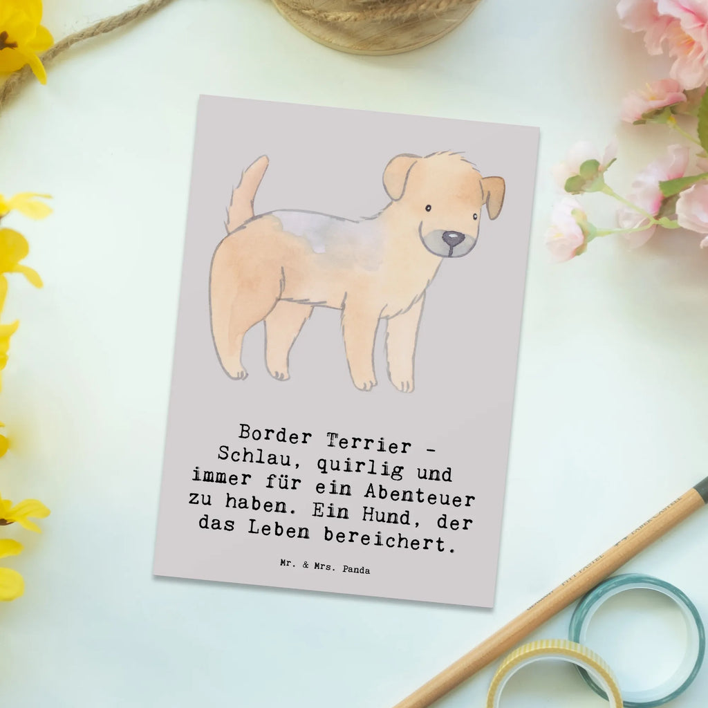 Postkarte Border Terrier Abenteuer Karte, Geschenkkarte, Einladungskarte, Grußkarte, Postkarte, Ansichtskarte, Einladungskarten Geburtstag, Einladung, Dankeskarte, Ansichtskarten, Einladung Geburtstag, Geburtstagskarte, Hund, Hunderasse, Rassehund, Hundebesitzer, Geschenk, Tierfreund, Schenken, Welpe