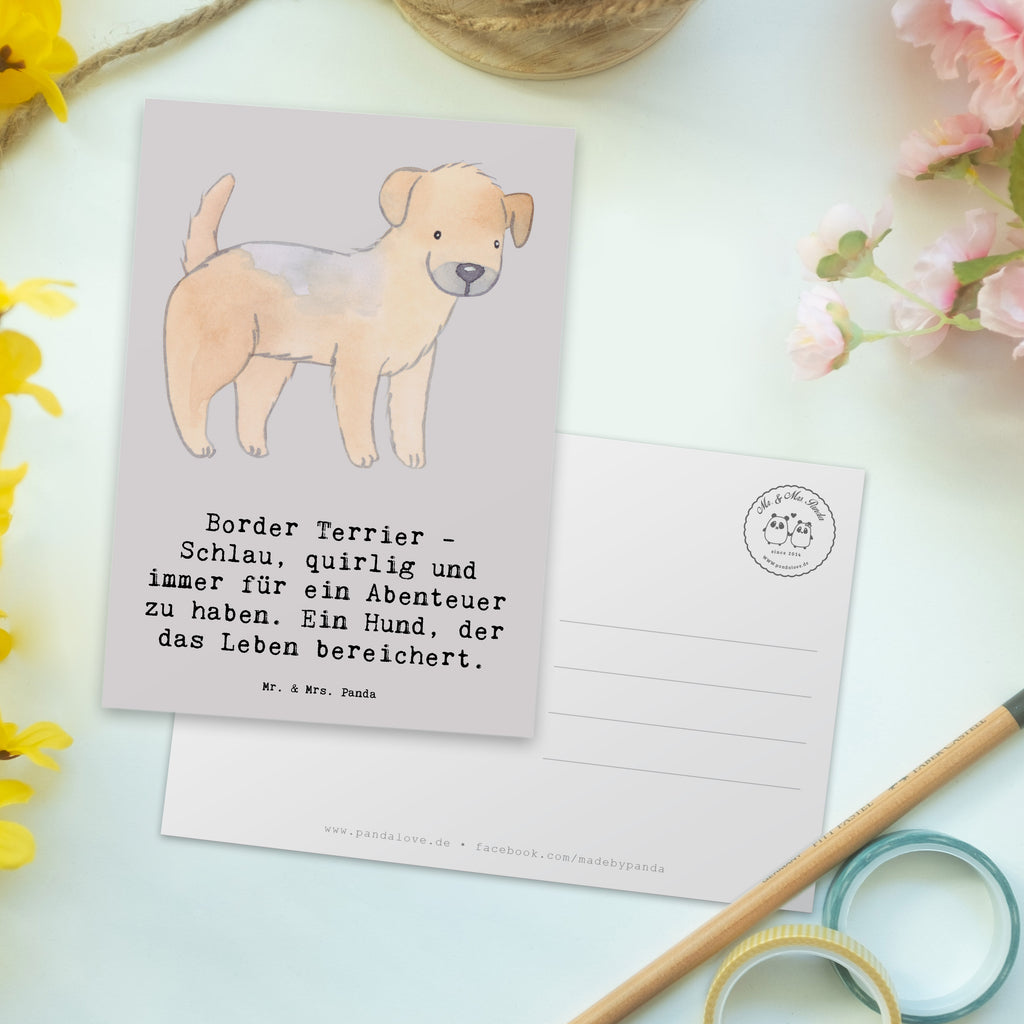 Postkarte Border Terrier Abenteuer Karte, Geschenkkarte, Einladungskarte, Grußkarte, Postkarte, Ansichtskarte, Einladungskarten Geburtstag, Einladung, Dankeskarte, Ansichtskarten, Einladung Geburtstag, Geburtstagskarte, Hund, Hunderasse, Rassehund, Hundebesitzer, Geschenk, Tierfreund, Schenken, Welpe