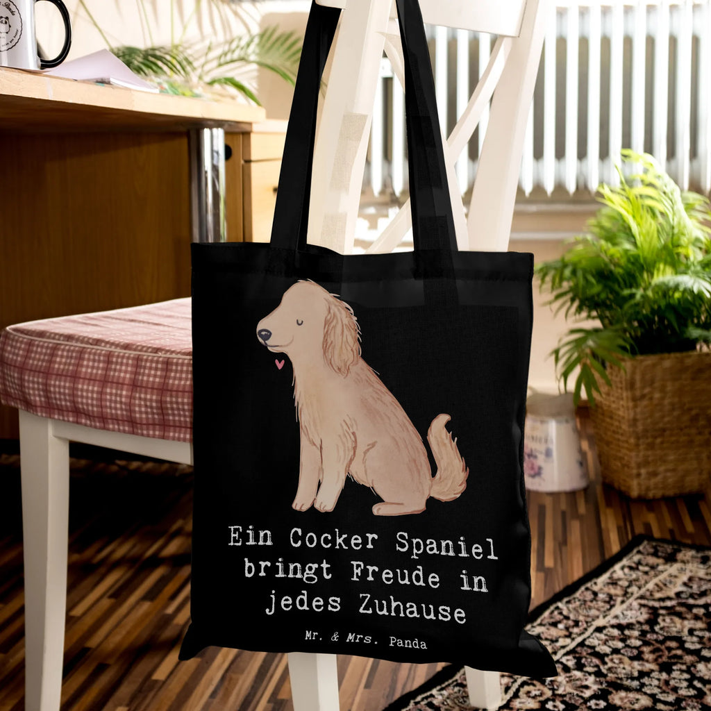 Tote bag Ein Cocker Spaniel bringt Freude in jedes Zuhause Tragetasche, Shopper, Beuteltasche, Laptoptasche, Einkaufstasche, Badetasche, Schultertasche, Umhängetasche, Tasche, Stoffbeutel, Stofftasche, Strandtasche, Jutetasche, Einkaufstüte, Jutebeutel, Beutel, Hund, Hunderasse, Rassehund, Hundebesitzer, Geschenk, Tierfreund, Schenken, Welpe