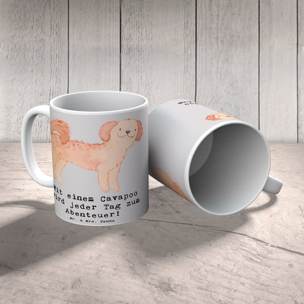 Tasse Cavapoo Abenteuer Tasse mit Motiven, Teetasse, Porzellantasse, Geschenktasse, Kaffeetasse, Tasse mit Zitaten, Keramiktasse, Tasse, Bürotasse, Hund, Hunderasse, Rassehund, Hundebesitzer, Geschenk, Tierfreund, Schenken, Welpe