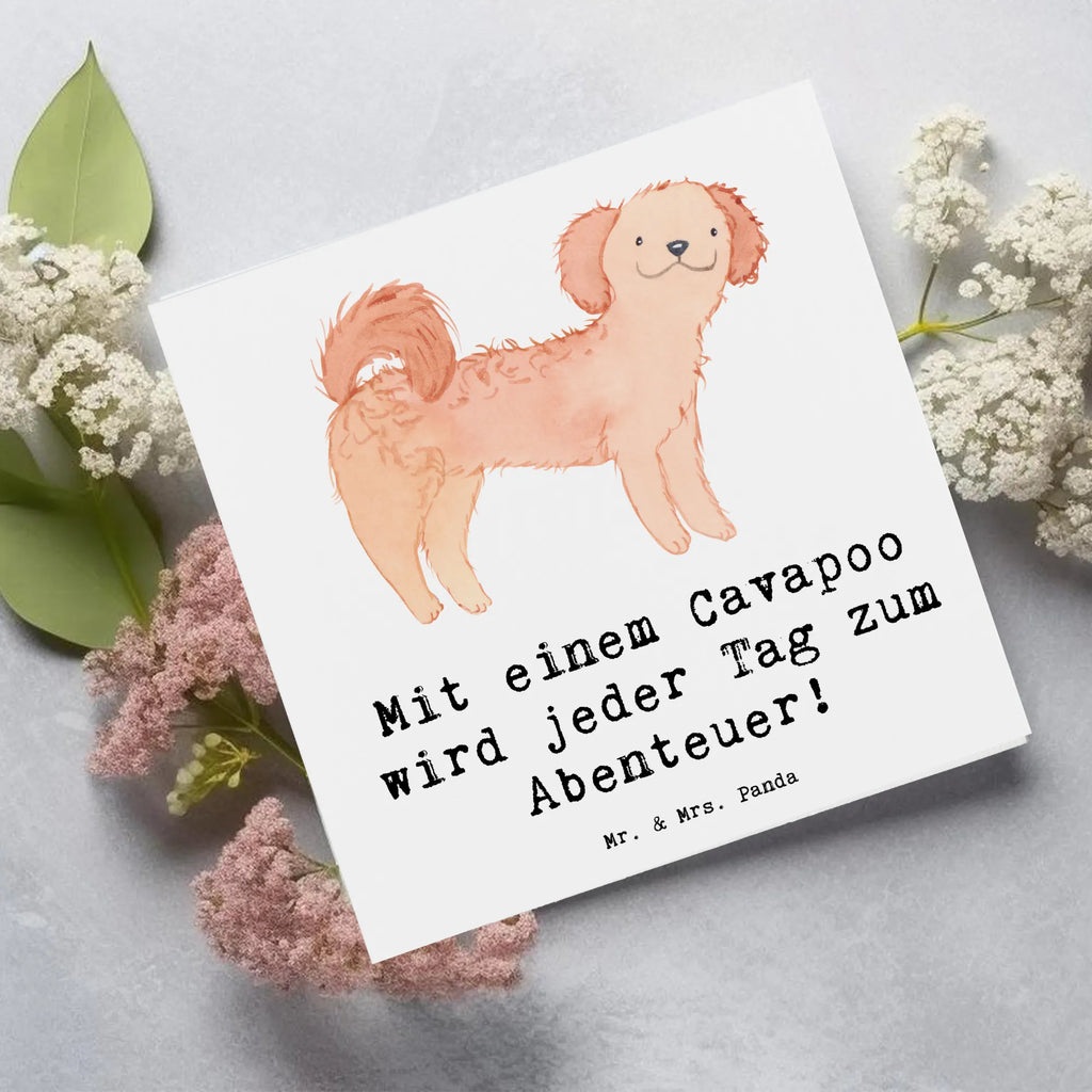 Deluxe Card Mit einem Cavapoo wird jeder Tag zum Abenteuer! Hochwertige Klappkarte, Geburtstagskarte, Hochzeitskarte, Klappkarte, Karte, Hochwertige Grußkarte, Einladungskarte, Glückwunschkarte, Grußkarte, Hund, Hunderasse, Rassehund, Hundebesitzer, Geschenk, Tierfreund, Schenken, Welpe