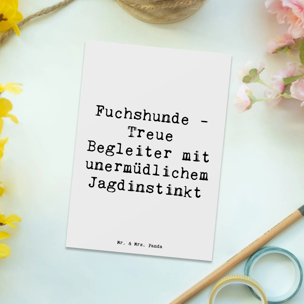 Postcard Saying Fuchshunde - Treue Begleiter mit unermüdlichem Jagdinstinkt Geburtstagskarte, Karte, Ansichtskarten, Postkarte, Einladung Geburtstag, Einladungskarte, Einladungskarten Geburtstag, Grußkarte, Einladung, Geschenkkarte, Dankeskarte, Ansichtskarte, Hund, Hunderasse, Rassehund, Hundebesitzer, Geschenk, Tierfreund, Schenken, Welpe