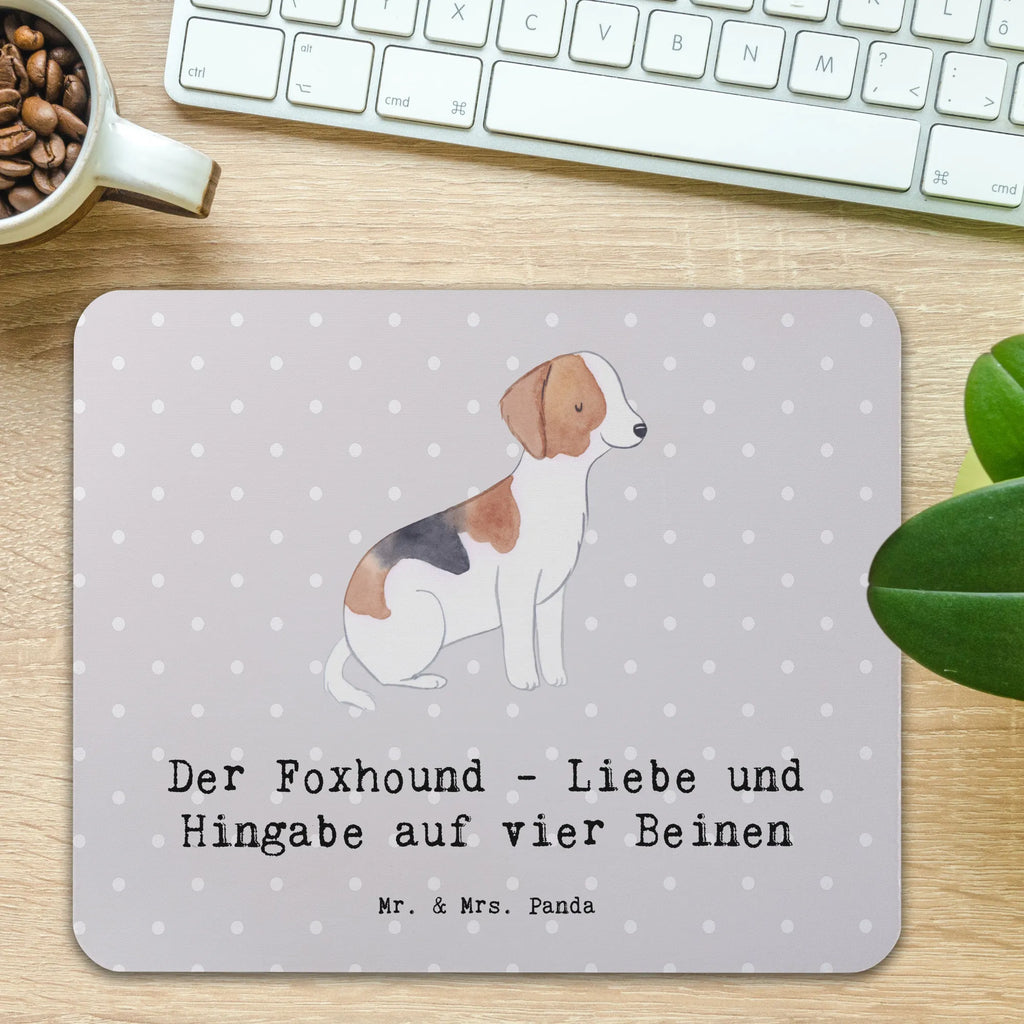 Mouse mat Der Foxhound - Liebe und Hingabe auf vier Beinen Mausunterlage, Mauspad, Computer zubehör, Einzigartiges Mauspad, Arbeitszimmer, Mauspad Büro, Büroausstattung, Designer Mauspad, Mousepad, PC Zubehör, Hund, Hunderasse, Rassehund, Hundebesitzer, Geschenk, Tierfreund, Schenken, Welpe