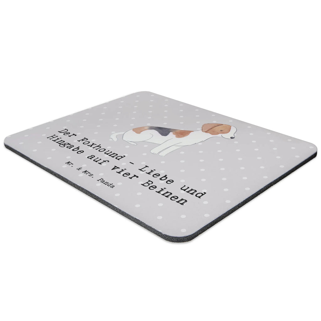 Mouse mat Der Foxhound - Liebe und Hingabe auf vier Beinen Mausunterlage, Mauspad, Computer zubehör, Einzigartiges Mauspad, Arbeitszimmer, Mauspad Büro, Büroausstattung, Designer Mauspad, Mousepad, PC Zubehör, Hund, Hunderasse, Rassehund, Hundebesitzer, Geschenk, Tierfreund, Schenken, Welpe