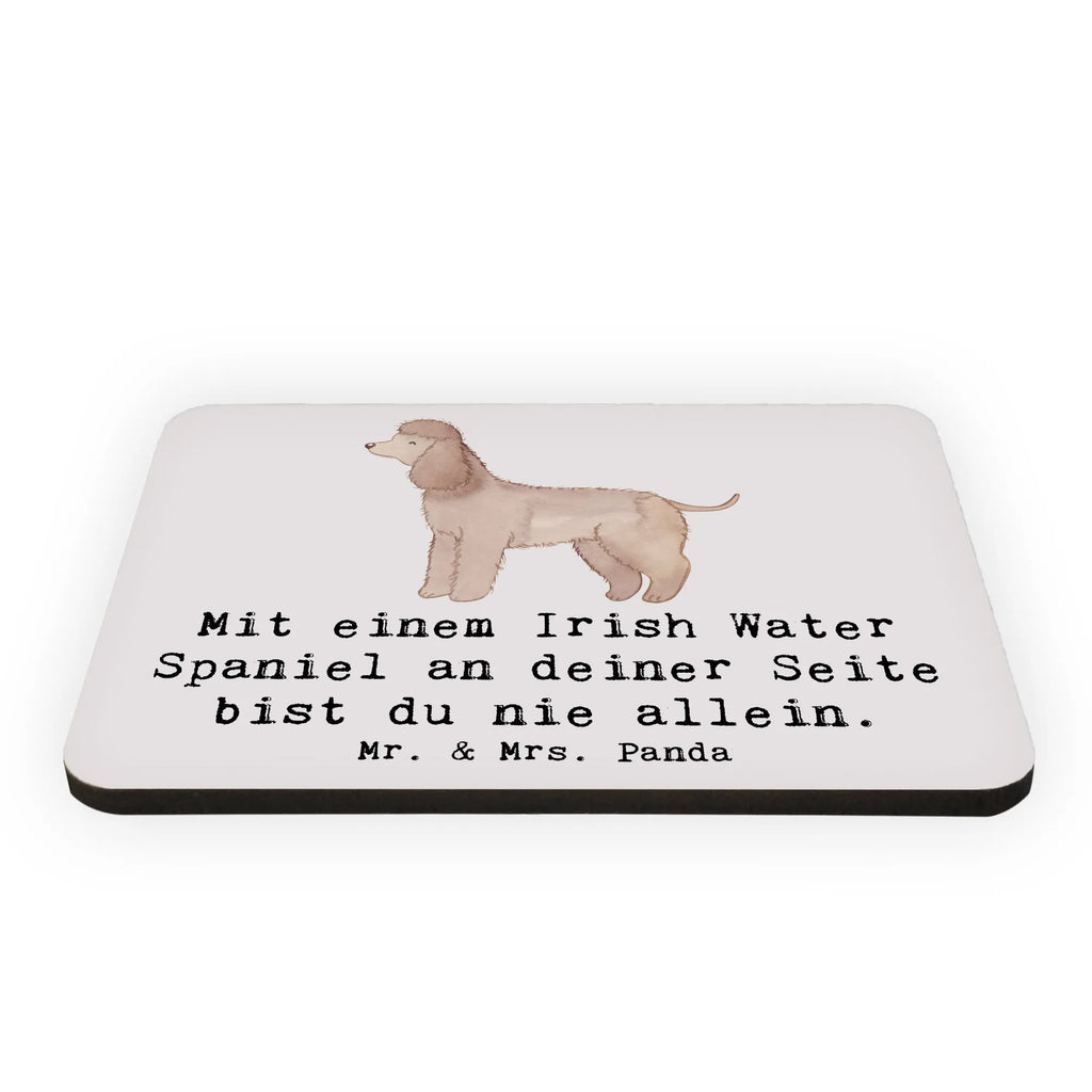 Magnet Mit einem Irish Water Spaniel an deiner Seite bist du nie allein. Notiz Magnet, Pinnwandmagnet, Souvenir Magnet, Whiteboard Magnet, Dekomagnet, Motivmagnete, Kühlschrankmagnet, Kühlschrank Dekoration, Hund, Hunderasse, Rassehund, Hundebesitzer, Geschenk, Tierfreund, Schenken, Welpe