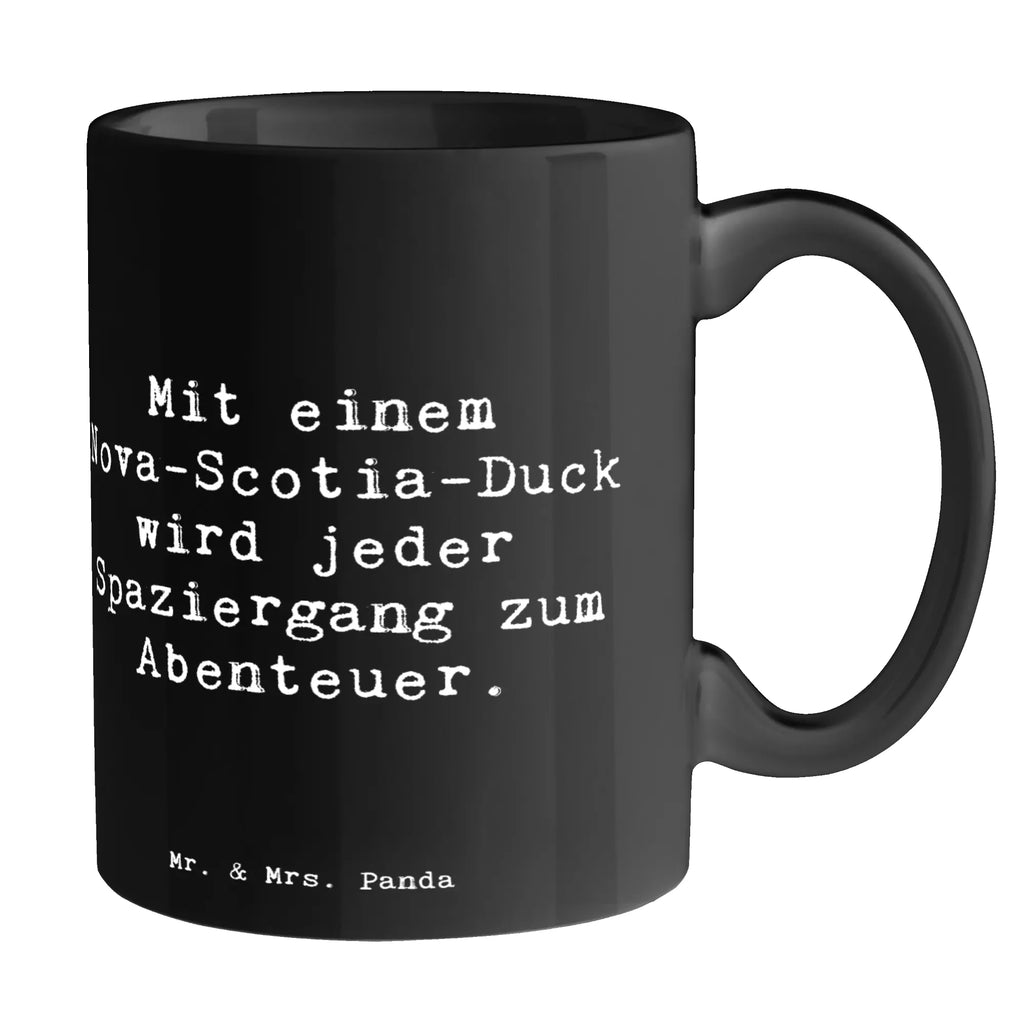 Mug Saying Mit einem Nova-Scotia-Duck wird jeder Spaziergang zum Abenteuer. Bürotasse, Tasse mit Motiven, Geschenktasse, Tasse mit Zitaten, Porzellantasse, Kaffeetasse, Tasse, Teetasse, Keramiktasse, Hund, Hunderasse, Rassehund, Hundebesitzer, Geschenk, Tierfreund, Schenken, Welpe