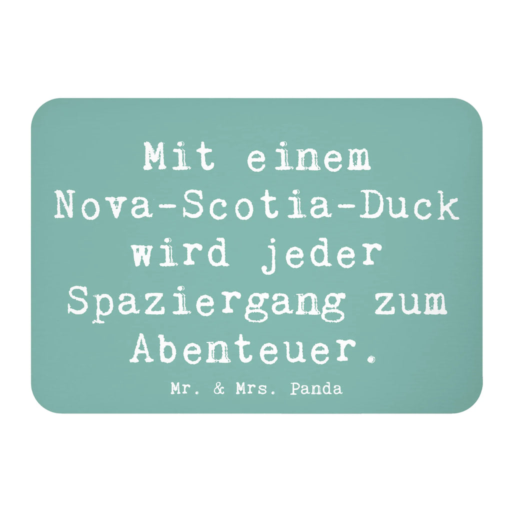 Magnet Saying Mit einem Nova-Scotia-Duck wird jeder Spaziergang zum Abenteuer. Kühlschrank Dekoration, Pinnwandmagnet, Whiteboard Magnet, Motivmagnete, Kühlschrankmagnet, Dekomagnet, Notiz Magnet, Souvenir Magnet, Hund, Hunderasse, Rassehund, Hundebesitzer, Geschenk, Tierfreund, Schenken, Welpe