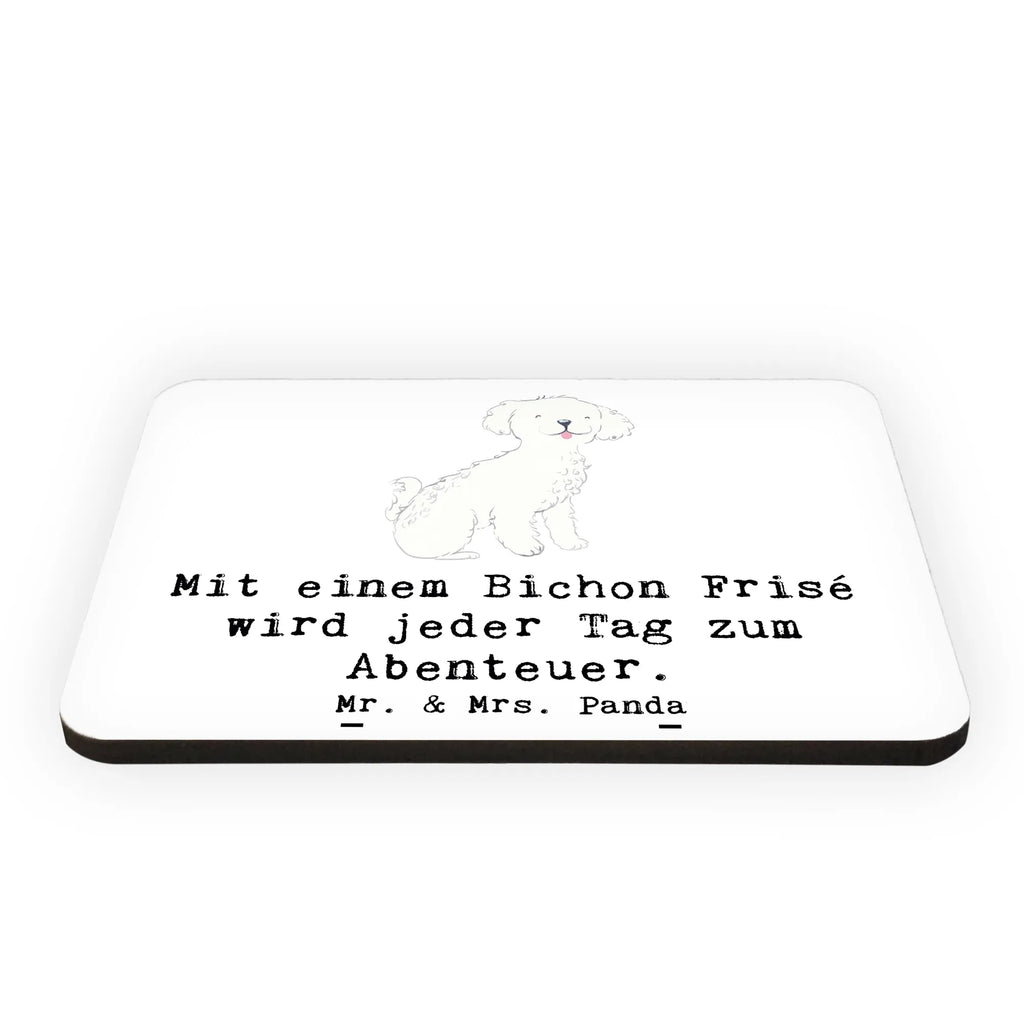 Magnet Mit einem Bichon Frisé wird jeder Tag zum Abenteuer. Kühlschrankmagnet, Notiz Magnet, Pinnwandmagnet, Kühlschrank Dekoration, Dekomagnet, Souvenir Magnet, Whiteboard Magnet, Motivmagnete, Hund, Hunderasse, Rassehund, Hundebesitzer, Geschenk, Tierfreund, Schenken, Welpe