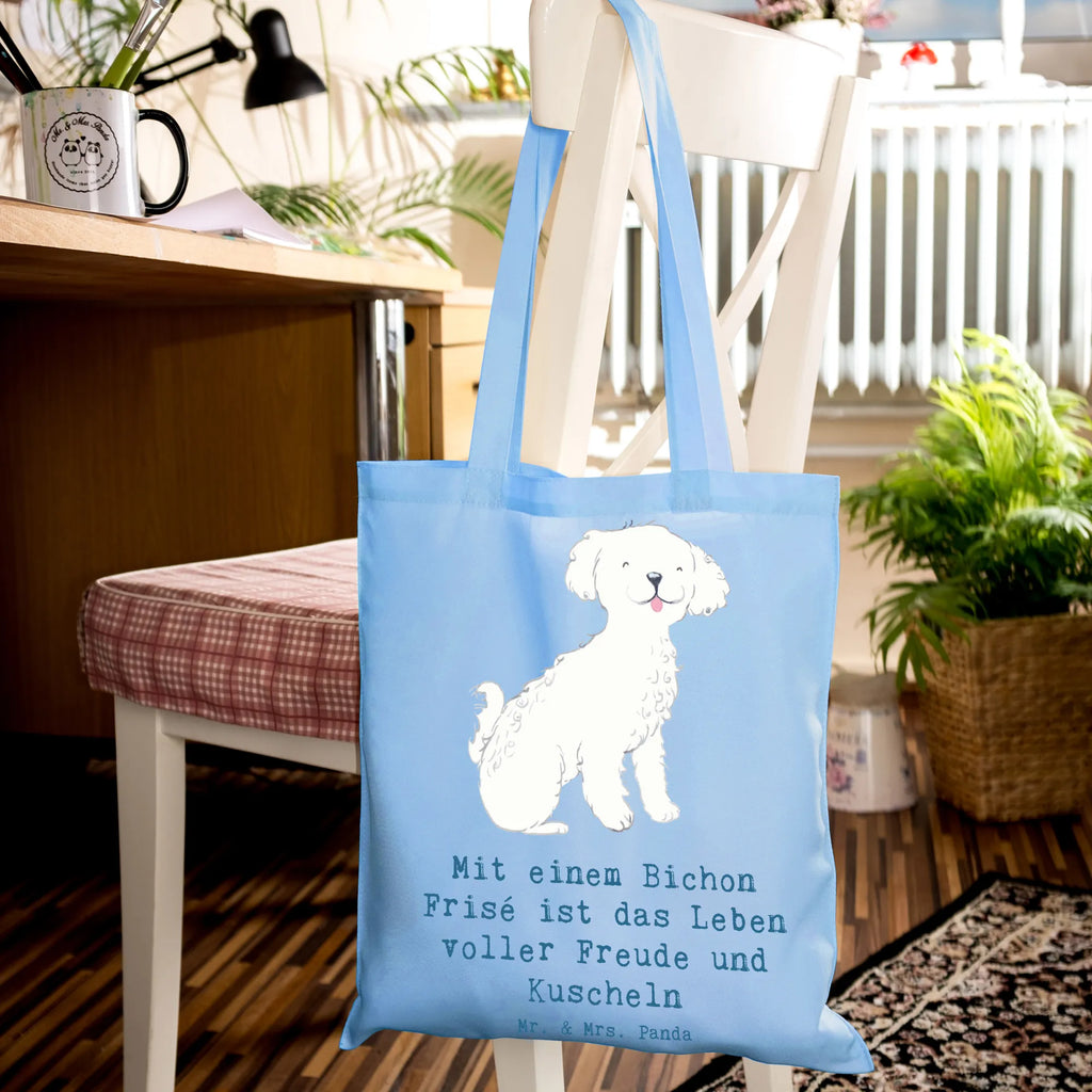 Tote bag Mit einem Bichon Frisé ist das Leben voller Freude und Kuscheln Tasche, Tragetasche, Umhängetasche, Beutel, Beuteltasche, Jutetasche, Shopper, Stoffbeutel, Einkaufstüte, Strandtasche, Schultertasche, Einkaufstasche, Stofftasche, Jutebeutel, Laptoptasche, Badetasche, Hund, Hunderasse, Rassehund, Hundebesitzer, Geschenk, Tierfreund, Schenken, Welpe
