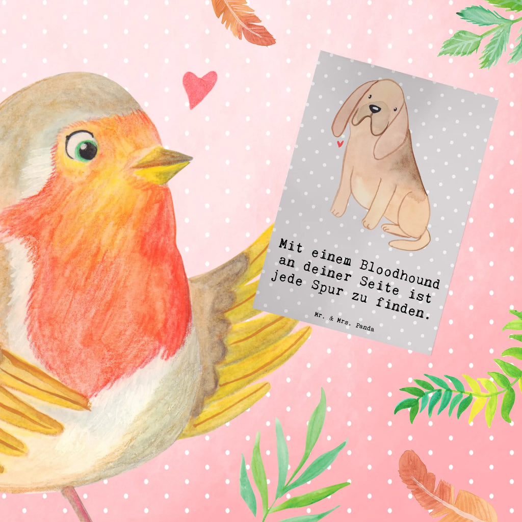 Greetings card Mit einem Bloodhound an deiner Seite ist jede Spur zu finden. Hochzeitskarte, Karte, Glückwunschkarte, Klappkarte, Einladungskarte, Grußkarte, Ansichtskarten, Geburtstagskarte, Hund, Hunderasse, Rassehund, Hundebesitzer, Geschenk, Tierfreund, Schenken, Welpe