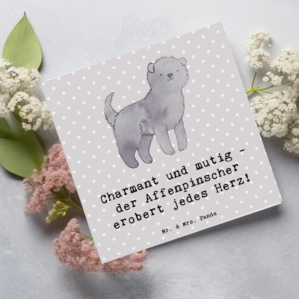 Deluxe Card Charmant und mutig - der Affenpinscher erobert jedes Herz! Glückwunschkarte, Grußkarte, Hochwertige Klappkarte, Hochzeitskarte, Hochwertige Grußkarte, Karte, Geburtstagskarte, Einladungskarte, Klappkarte, Hund, Hunderasse, Rassehund, Hundebesitzer, Geschenk, Tierfreund, Schenken, Welpe