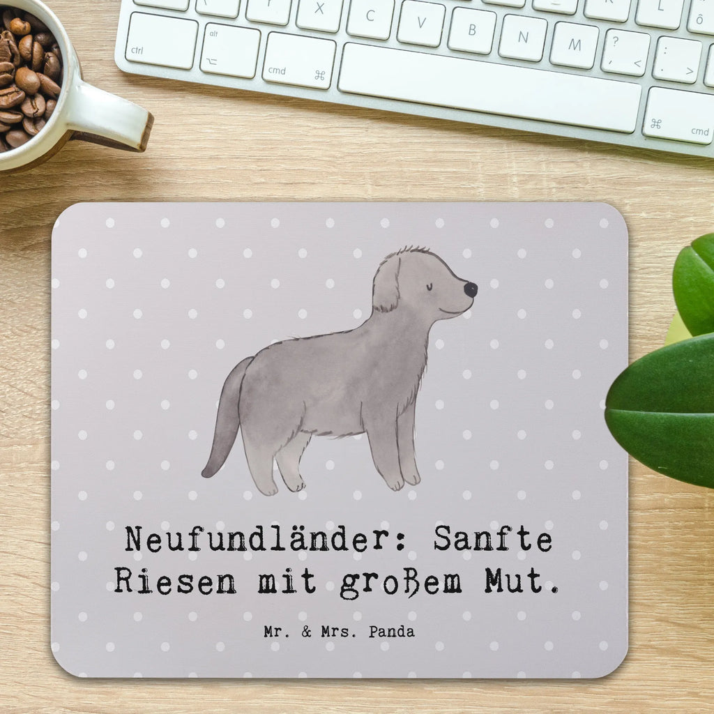 Mouse mat Neufundländer: Sanfte Riesen mit großem Mut. Mauspad, Mousepad, Computer zubehör, Mauspad Büro, PC Zubehör, Arbeitszimmer, Mausunterlage, Einzigartiges Mauspad, Designer Mauspad, Büroausstattung, Hund, Hunderasse, Rassehund, Hundebesitzer, Geschenk, Tierfreund, Schenken, Welpe