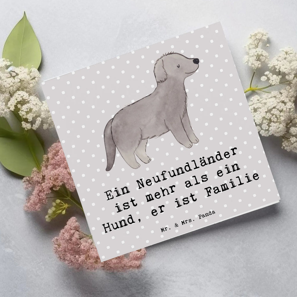 Deluxe Card Ein Neufundländer ist mehr als ein Hund, er ist Familie Glückwunschkarte, Hochzeitskarte, Klappkarte, Karte, Hochwertige Klappkarte, Grußkarte, Hochwertige Grußkarte, Einladungskarte, Geburtstagskarte, Hund, Hunderasse, Rassehund, Hundebesitzer, Geschenk, Tierfreund, Schenken, Welpe