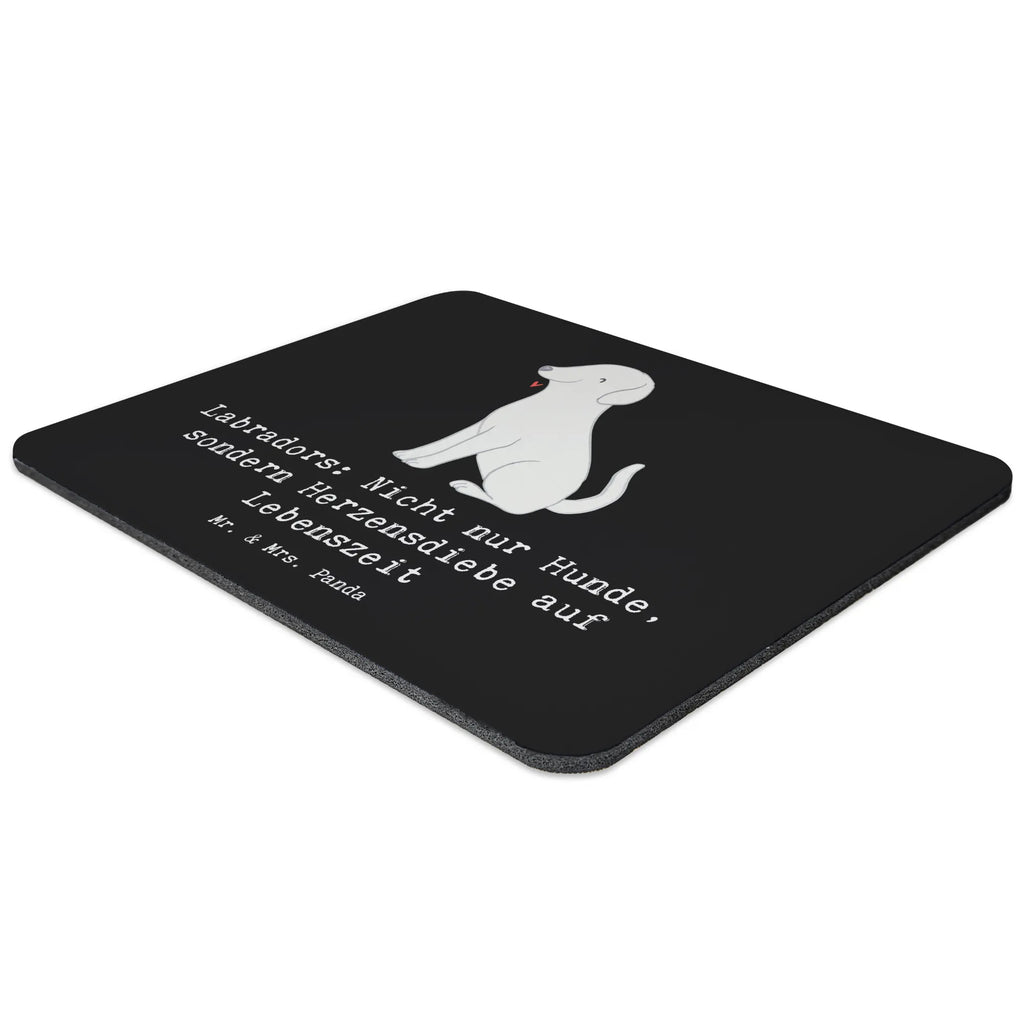 Mouse mat Labradors: Nicht nur Hunde, sondern Herzensdiebe auf Lebenszeit Designer Mauspad, PC Zubehör, Mausunterlage, Computer zubehör, Arbeitszimmer, Einzigartiges Mauspad, Büroausstattung, Mauspad, Mousepad, Mauspad Büro, Hund, Hunderasse, Rassehund, Hundebesitzer, Geschenk, Tierfreund, Schenken, Welpe