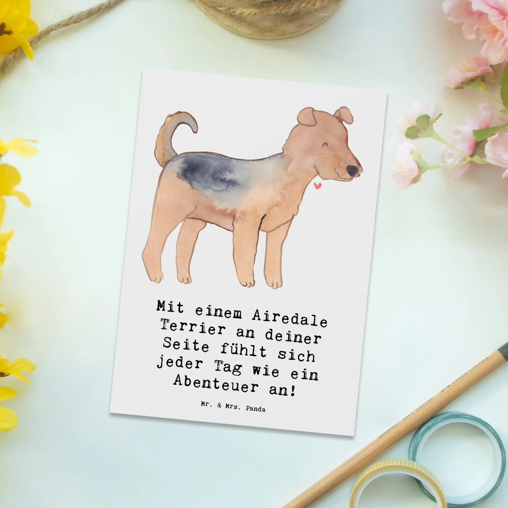 Postkarte Airedale Terrier Abenteuer Ansichtskarten, Geburtstagskarte, Geschenkkarte, Karte, Einladungskarten Geburtstag, Einladung Geburtstag, Dankeskarte, Ansichtskarte, Einladungskarte, Postkarte, Grußkarte, Einladung, Hund, Hunderasse, Rassehund, Hundebesitzer, Geschenk, Tierfreund, Schenken, Welpe