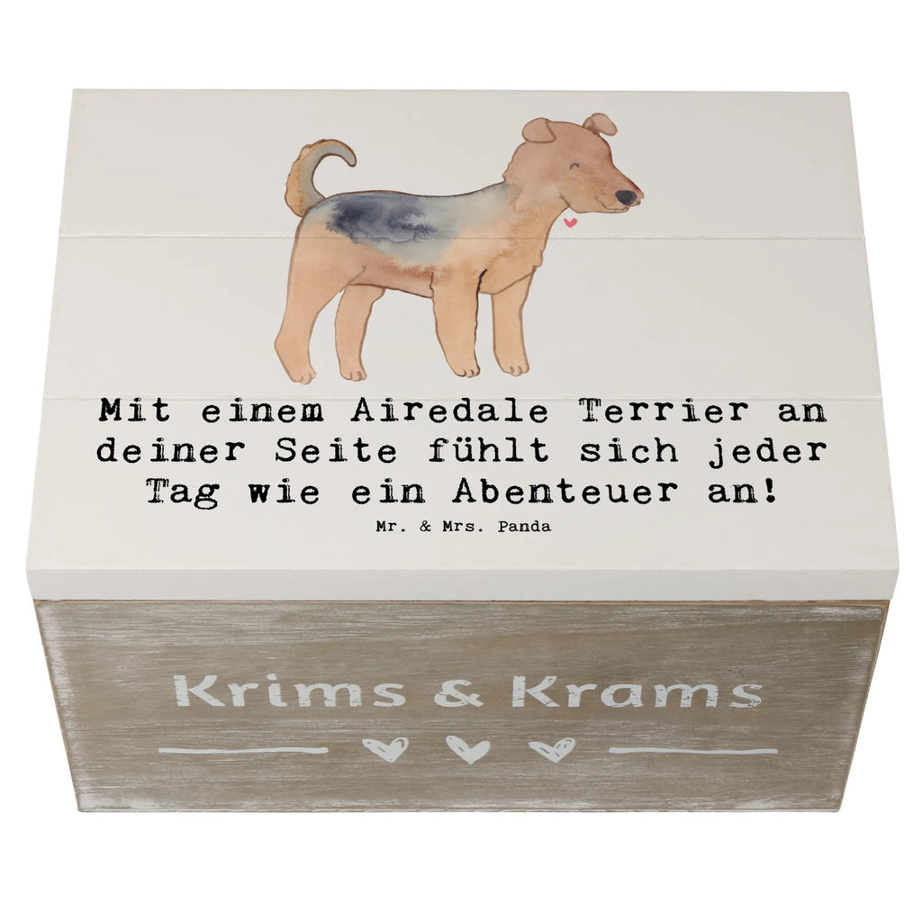 Holzkiste Airedale Terrier Abenteuer Truhe, Kiste, Schatulle, Dekokiste, Erinnerungsbox, XXL, Aufbewahrungsbox, Schatzkiste, Holzkiste, Geschenkbox, Erinnerungskiste, Geschenkdose, Hund, Hunderasse, Rassehund, Hundebesitzer, Geschenk, Tierfreund, Schenken, Welpe