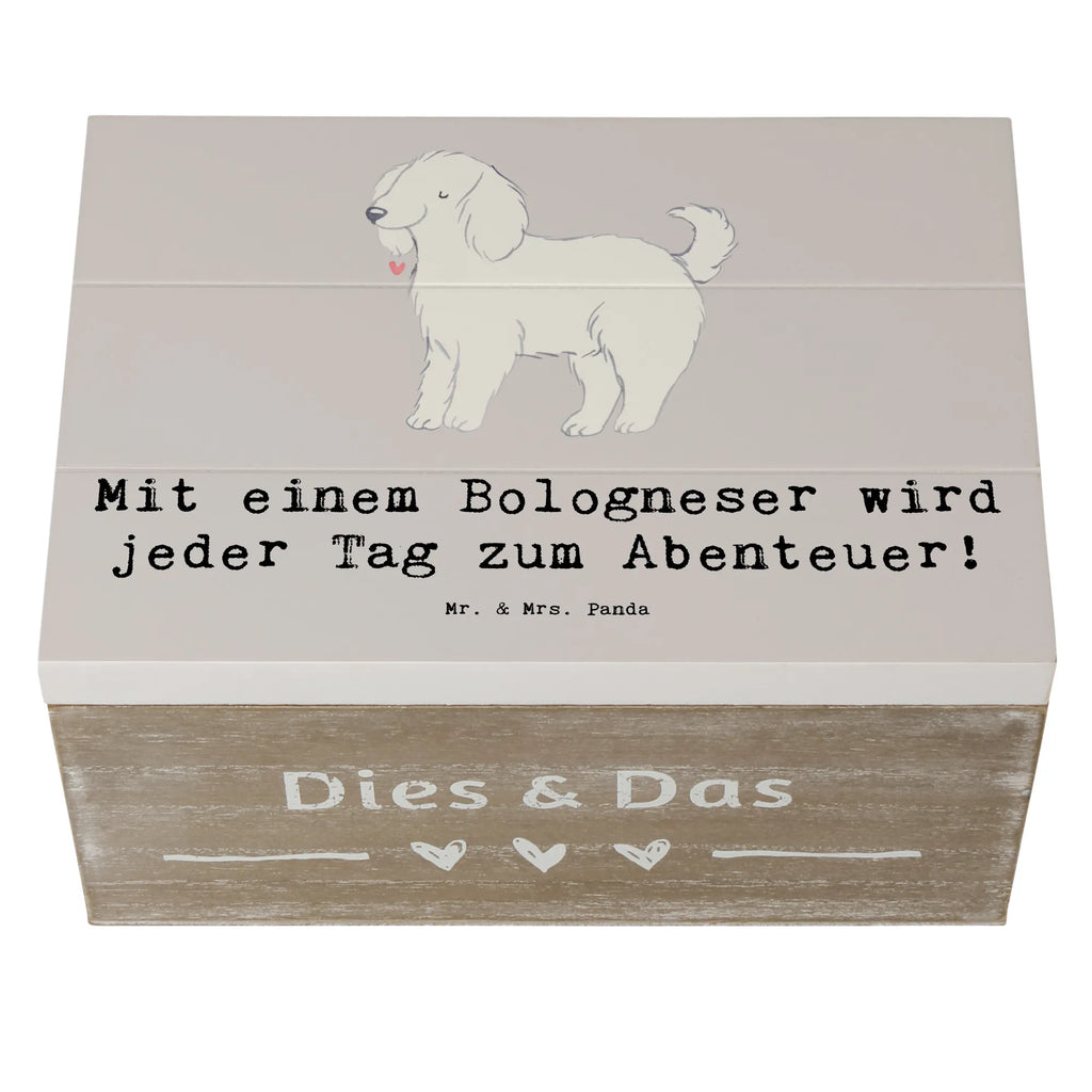 Holzkiste Bologneser Abenteuer Geschenkbox, Kiste, Schatzkiste, Aufbewahrungsbox, Schatulle, Holzkiste, XXL, Truhe, Erinnerungskiste, Erinnerungsbox, Dekokiste, Geschenkdose, Hund, Hunderasse, Rassehund, Hundebesitzer, Geschenk, Tierfreund, Schenken, Welpe