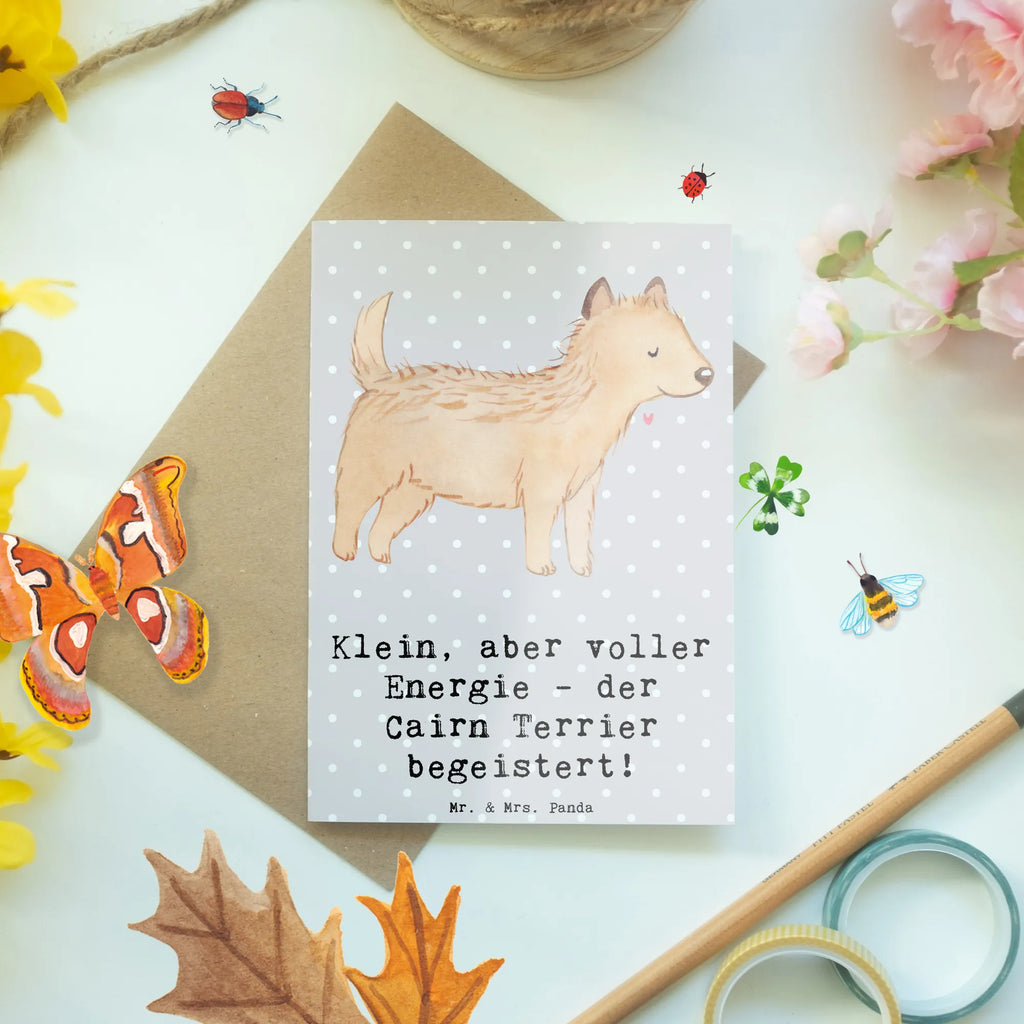 Greetings card Klein, aber voller Energie - der Cairn Terrier begeistert! Karte, Ansichtskarten, Klappkarte, Glückwunschkarte, Hochzeitskarte, Grußkarte, Einladungskarte, Geburtstagskarte, Hund, Hunderasse, Rassehund, Hundebesitzer, Geschenk, Tierfreund, Schenken, Welpe