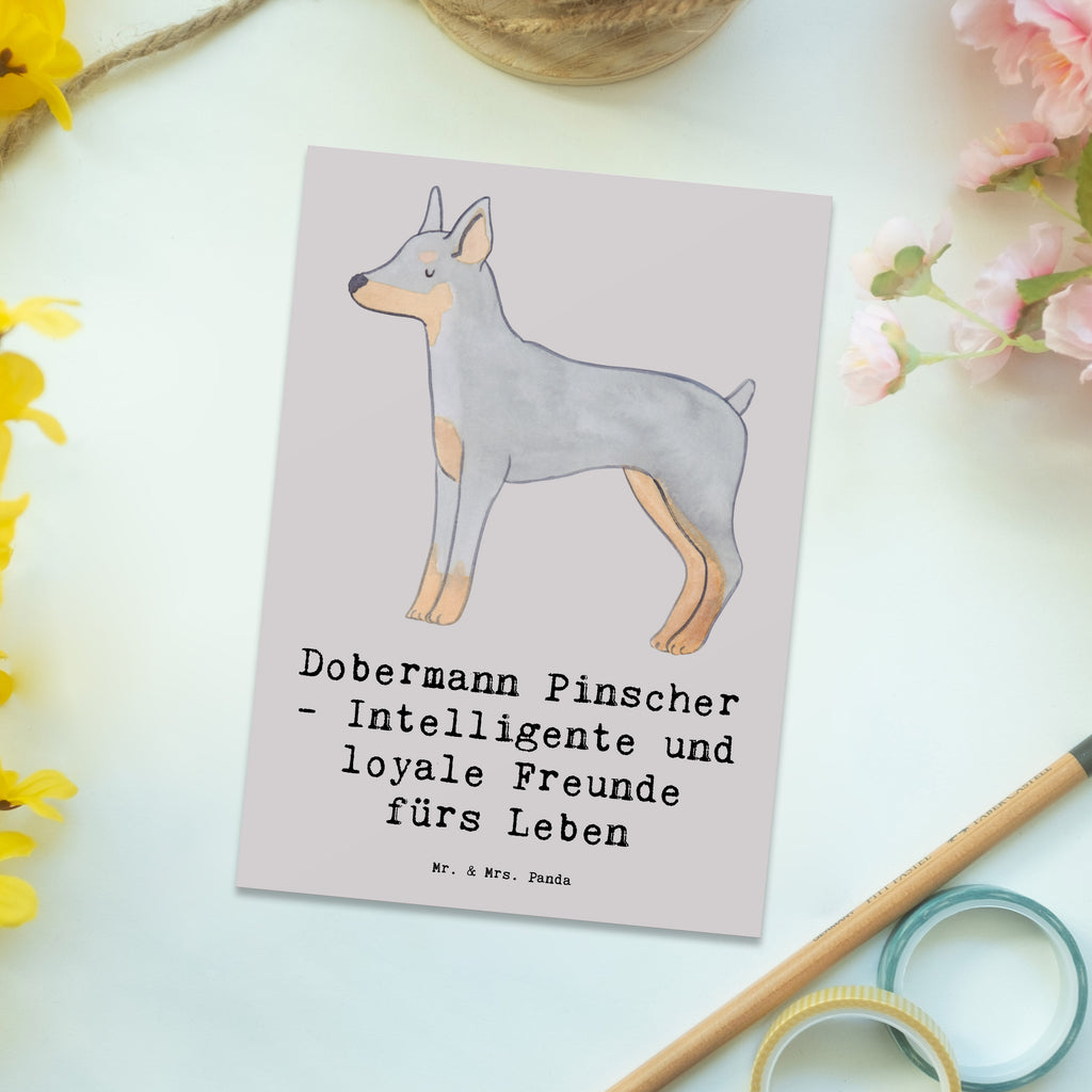 Postkarte Dobermann Pinscher Freund Grußkarte, Karte, Postkarte, Einladungskarte, Ansichtskarten, Einladungskarten Geburtstag, Ansichtskarte, Geschenkkarte, Geburtstagskarte, Einladung Geburtstag, Einladung, Dankeskarte, Hund, Hunderasse, Rassehund, Hundebesitzer, Geschenk, Tierfreund, Schenken, Welpe