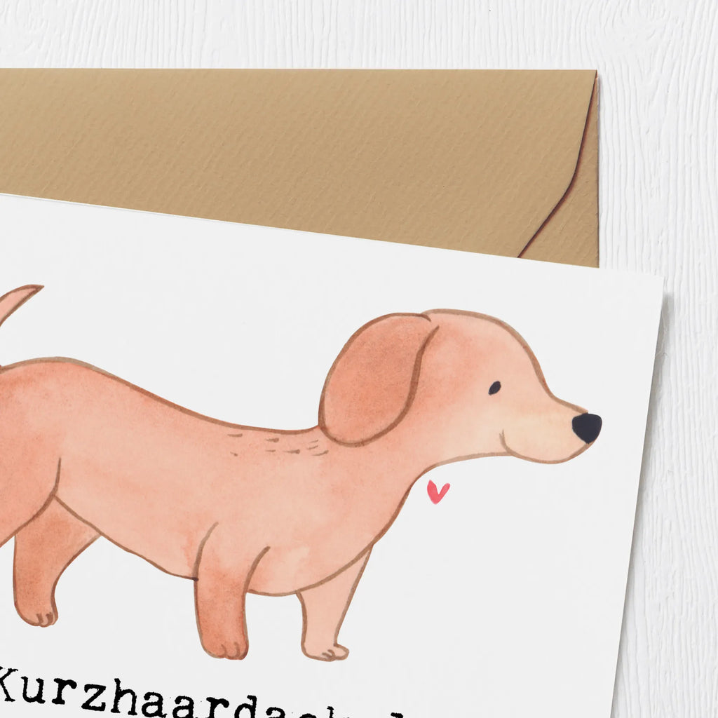 Deluxe Card Kurzhaardackel - intelligente Jäger, liebevolle Familienhunde Karte, Hochwertige Grußkarte, Geburtstagskarte, Einladungskarte, Hochwertige Klappkarte, Hochzeitskarte, Grußkarte, Glückwunschkarte, Klappkarte, Hund, Hunderasse, Rassehund, Hundebesitzer, Geschenk, Tierfreund, Schenken, Welpe