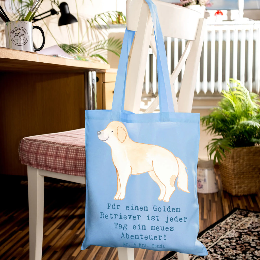 Tote bag Für einen Golden Retriever ist jeder Tag ein neues Abenteuer! Jutebeutel, Beuteltasche, Beutel, Stoffbeutel, Shopper, Einkaufstüte, Tragetasche, Strandtasche, Schultertasche, Tasche, Badetasche, Umhängetasche, Laptoptasche, Einkaufstasche, Stofftasche, Jutetasche, Hund, Hunderasse, Rassehund, Hundebesitzer, Geschenk, Tierfreund, Schenken, Welpe