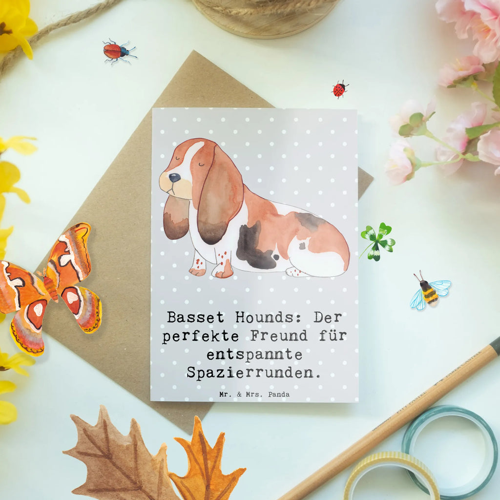 Greetings card Basset Hounds: Der perfekte Freund für entspannte Spazierrunden. Geburtstagskarte, Klappkarte, Grußkarte, Hochzeitskarte, Karte, Einladungskarte, Ansichtskarten, Glückwunschkarte, Hund, Hunderasse, Rassehund, Hundebesitzer, Geschenk, Tierfreund, Schenken, Welpe