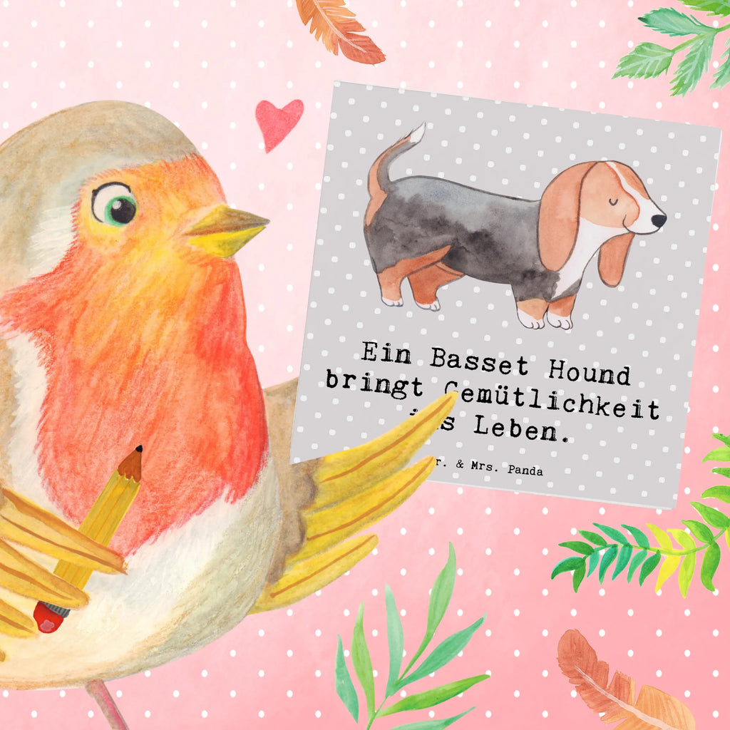 Deluxe Card Ein Basset Hound bringt Gemütlichkeit ins Leben. Hochwertige Klappkarte, Klappkarte, Glückwunschkarte, Einladungskarte, Hochzeitskarte, Hochwertige Grußkarte, Karte, Geburtstagskarte, Grußkarte, Hund, Hunderasse, Rassehund, Hundebesitzer, Geschenk, Tierfreund, Schenken, Welpe