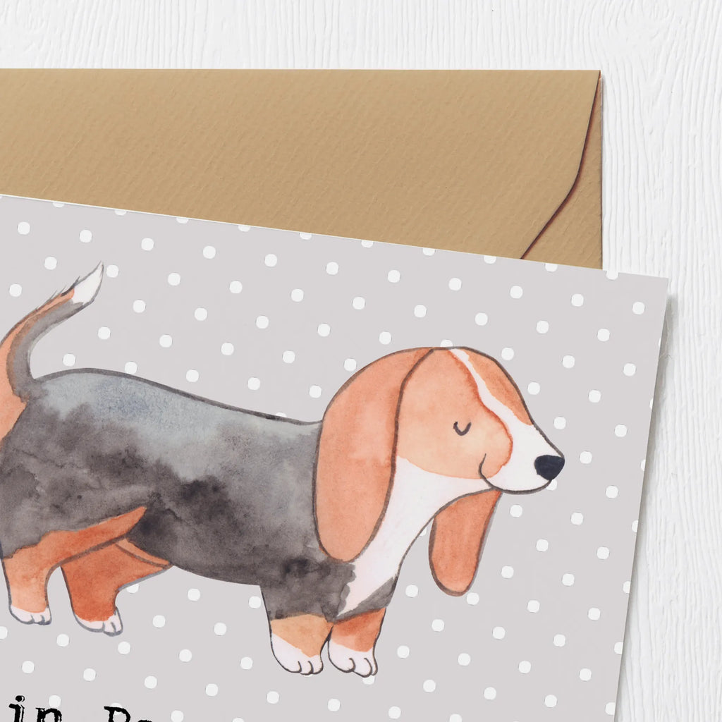 Deluxe Card Ein Basset Hound bringt Gemütlichkeit ins Leben. Hochwertige Klappkarte, Klappkarte, Glückwunschkarte, Einladungskarte, Hochzeitskarte, Hochwertige Grußkarte, Karte, Geburtstagskarte, Grußkarte, Hund, Hunderasse, Rassehund, Hundebesitzer, Geschenk, Tierfreund, Schenken, Welpe