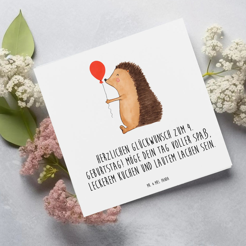 Deluxe Card Herzlichen Glückwunsch zum 4. Geburtstag! Möge dein Tag voller Spaß, leckerem Kuchen und lautem Lachen sein. Hochwertige Grußkarte, Grußkarte, Hochwertige Klappkarte, Einladungskarte, Karte, Hochzeitskarte, Geburtstagskarte, Glückwunschkarte, Klappkarte, Geburtstag, Geburtstagsgeschenk, Geschenk