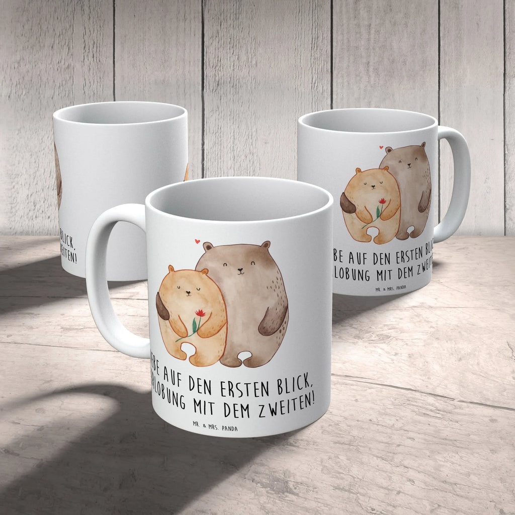 Mug Liebe auf den ersten Blick, Verlobung mit dem zweiten! Kaffeetasse, Porzellantasse, Bürotasse, Geschenktasse, Tasse mit Zitaten, Tasse, Teetasse, Keramiktasse, Tasse mit Motiven, Hochzeit, Hochzeitsgeschenk, Ehe, Hochzeitsfeier, Trauung, Trauungsgeschenk, Hochzeitskarte, Verlobungsfeier, Verlobungsgeschenk, Hochzeitsgeschenkideen, Hochzeitsgeschenke für Brautpaar